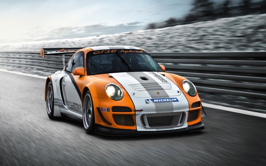 download Speedy Porsche Hybrid Hd Wallpaper