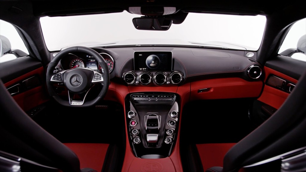 Mercedes-Benz AMG GT S-2 INTERIOR