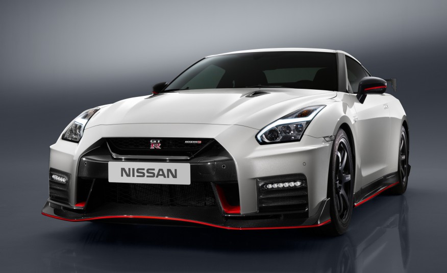2017-Nissan-GT-R-NISMO-102-876x535-2