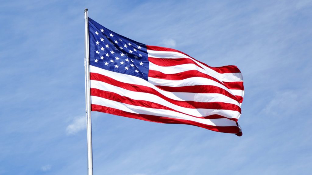 American-Flag-Waving-free-hdWallpapers&images