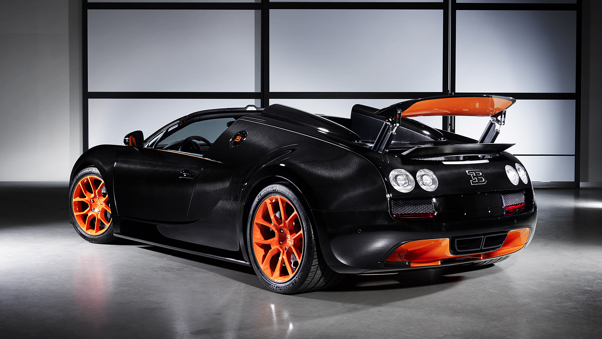 2013 Bugatti Veyron Sport Vitesse World Speed Record V3 1080p - 9to5