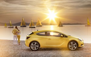 download Yellow Sea Boats And Yellow Sports Car-2014