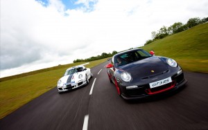 Download Thrilling Porsche911 Race HdWallpaper