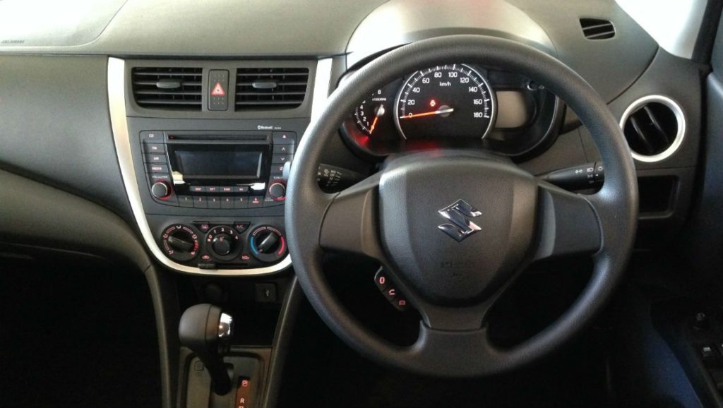 Suzuki-Celerio-interior-dashborad-smart-car