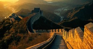 Full-Image-of-Great-Wall-of-China-Night-view